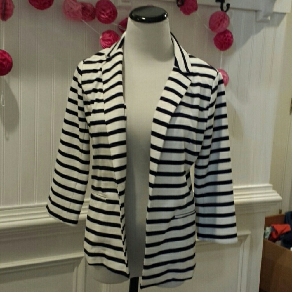 Woman's nwt blazer